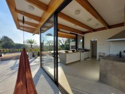 Casa para Venda em Ibiúna - 4