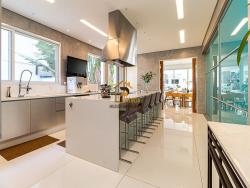 Casa para Venda em Santana de Parnaíba - 5